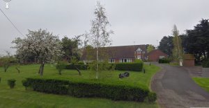 Front view of Knightswood Court